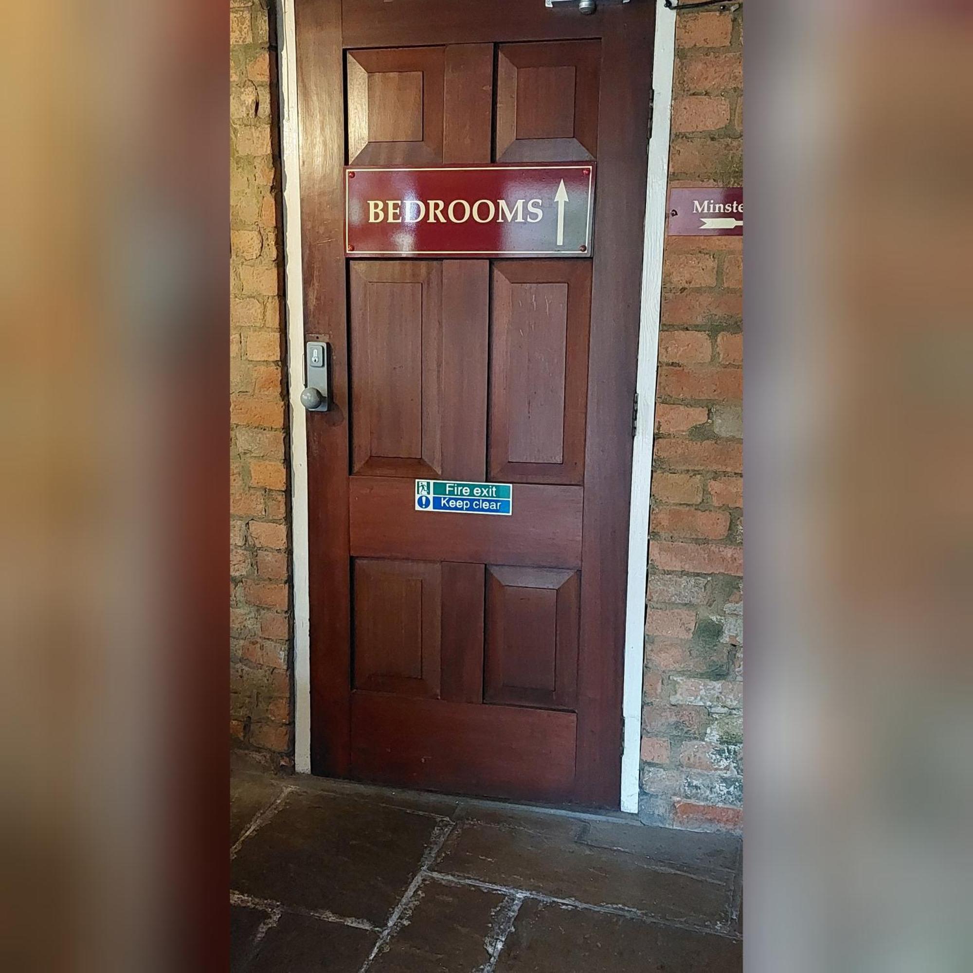 The Reindeer Accomodation Southwell  Exterior foto
